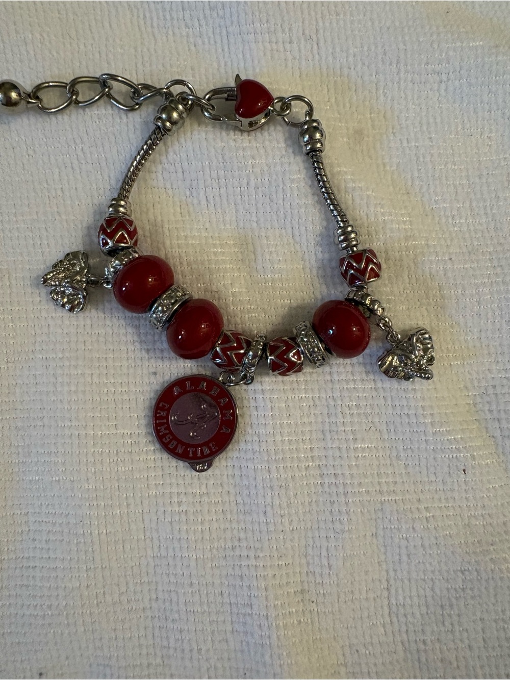 Alabama Red Heart Charm Beaded Bracelet - Women's Jewelry
